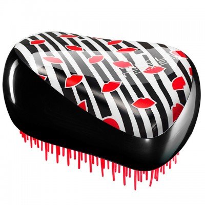 Compact styler lulu guinness red lips