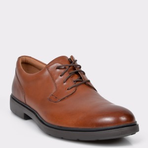 Pantofi clarks maro, un tailor tie, din piele naturala
