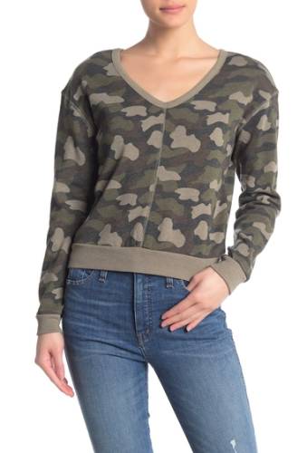 Imbracaminte femei alternative apparel slouchy v-neck fleece pullover greenshadedcamo
