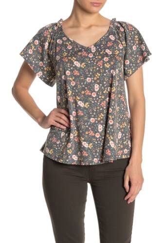 Imbracaminte femei bobeau flutter sleeve print t-shirt black ditsy floral