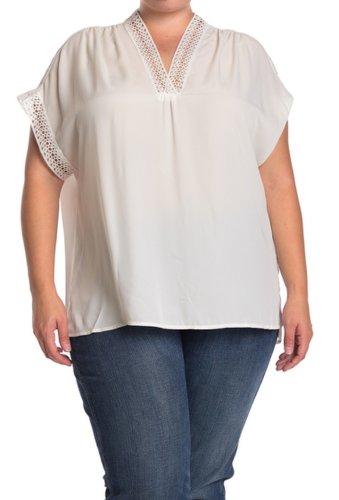 Imbracaminte femei max studio crochet trim short sleeve blouse plus size white