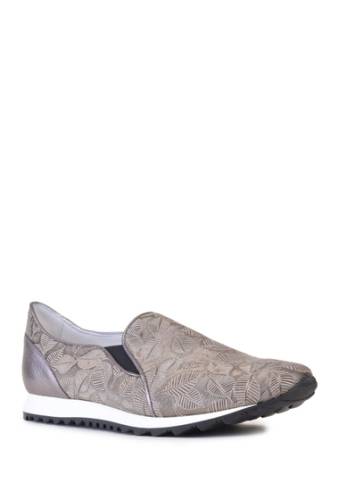 Incaltaminte femei amalfi by rangoni francia slip-on sneaker - narrow width available taupe