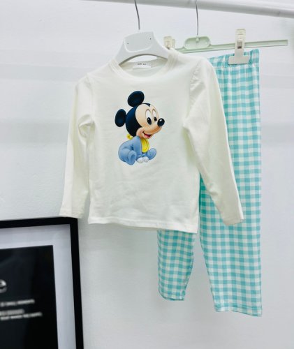 Pijama copil cu imprimeu baby