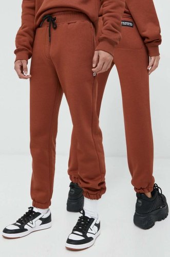 Kangol pantaloni de trening unisex, culoarea maro, neted